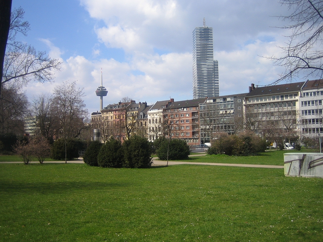 Experimentelles Kölner Stadtbild von Goedart Palm